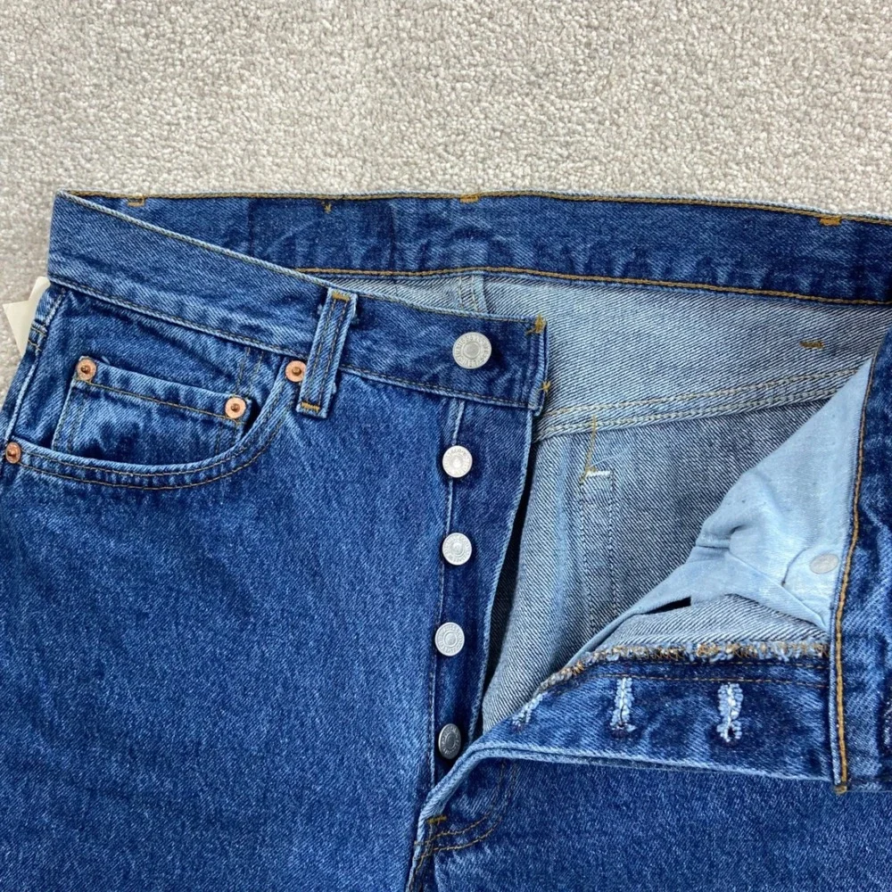 Vintage 1989 Levis 501 Jeans Mens 30x34 Stonewashed Button Fly Made in USA